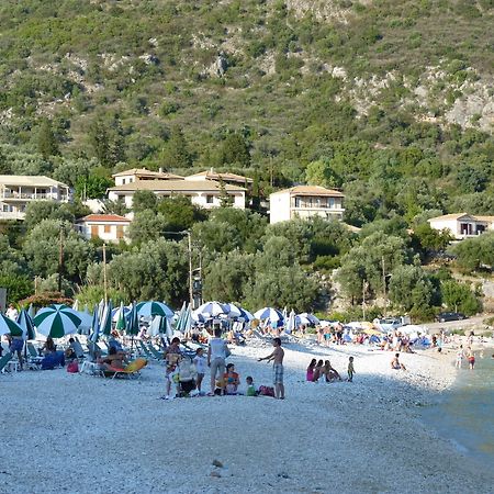מיקרוס גיאלוס Ilianthos Apartments & Studios מראה חיצוני תמונה