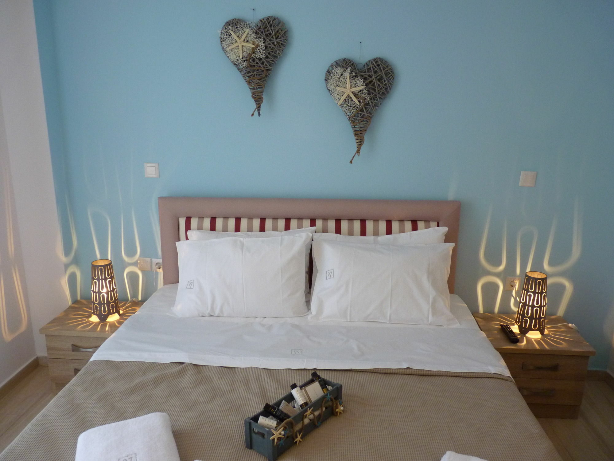 מיקרוס גיאלוס Ilianthos Apartments & Studios מראה חיצוני תמונה